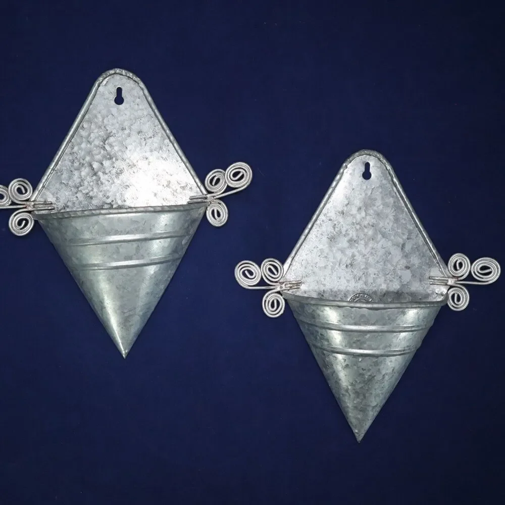 Metal Wall Planters Set of 2 Cone Shaped 9